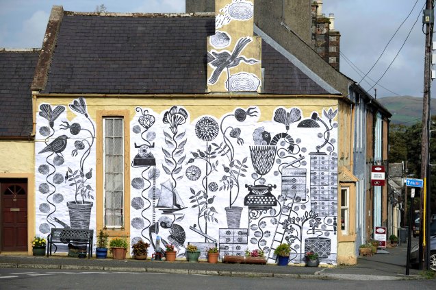 FREE Wallpaper Murals at Wigtown Book Festival MED RES 11.jpg